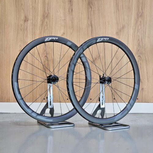 Ruedas ZIPP 303s tubeless ready