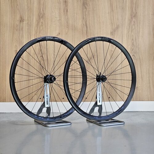 fulcrum_racing_800
