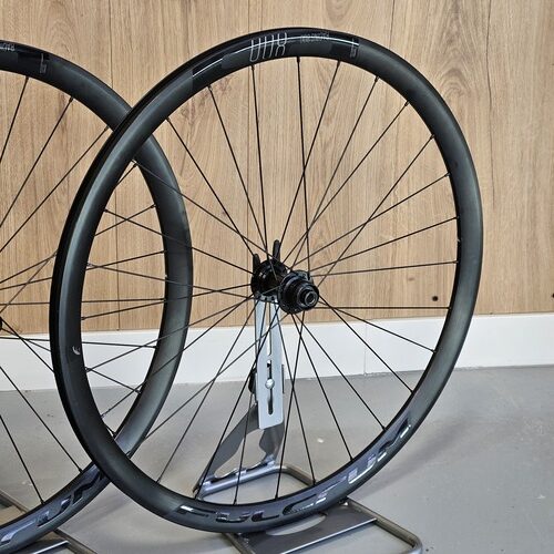 fulcrum_racing_800