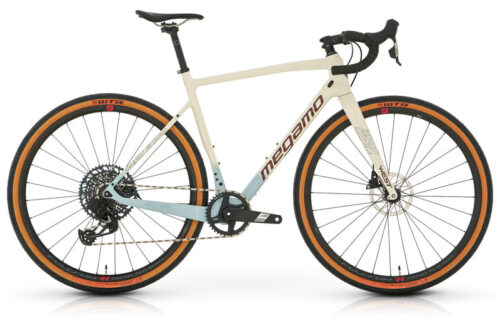 Megamo WEST 05 AXS 2025